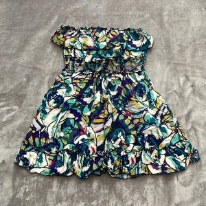 Floral strapless